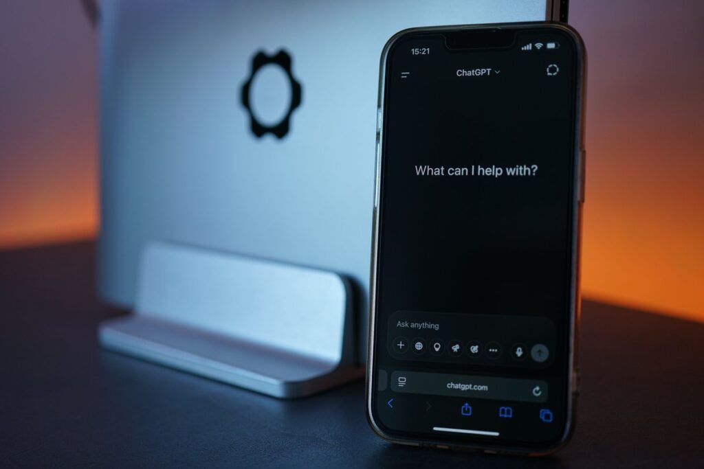 Chatbot dla kancelarii prawnej: obsługa zapytań bez porad prawnych